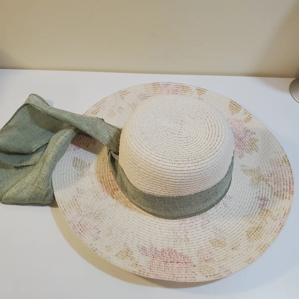 Diamond Dotz at Home  100% Paper hat